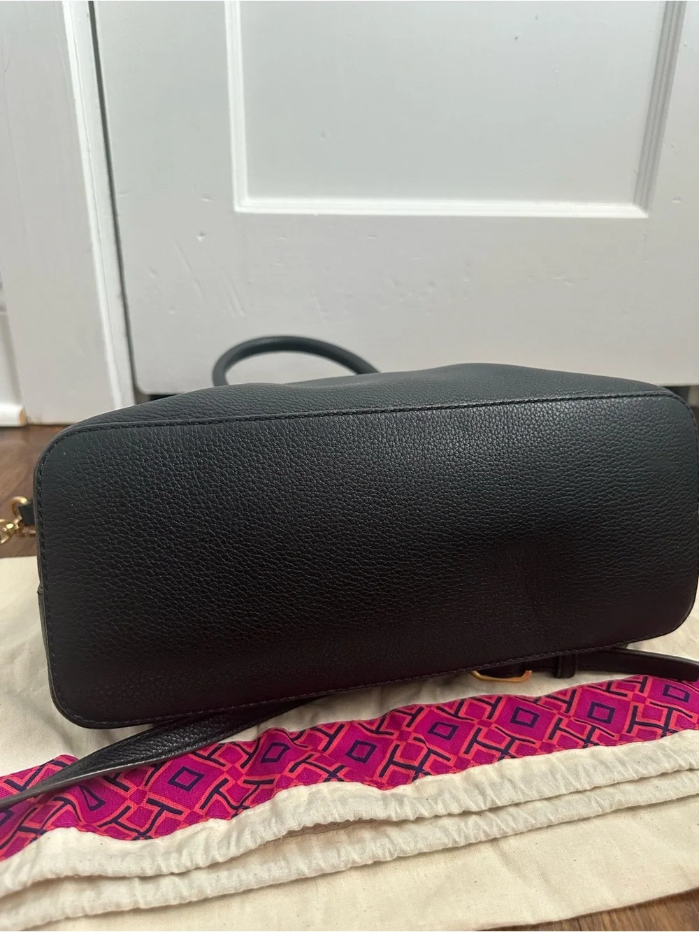 Tory Burch McGraw Pebbled Leather Slouchy Satchel Crossbody Bag Black
